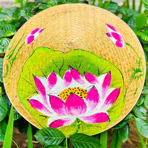 Nón cỏ bàng họa tiết Sen hồng_01