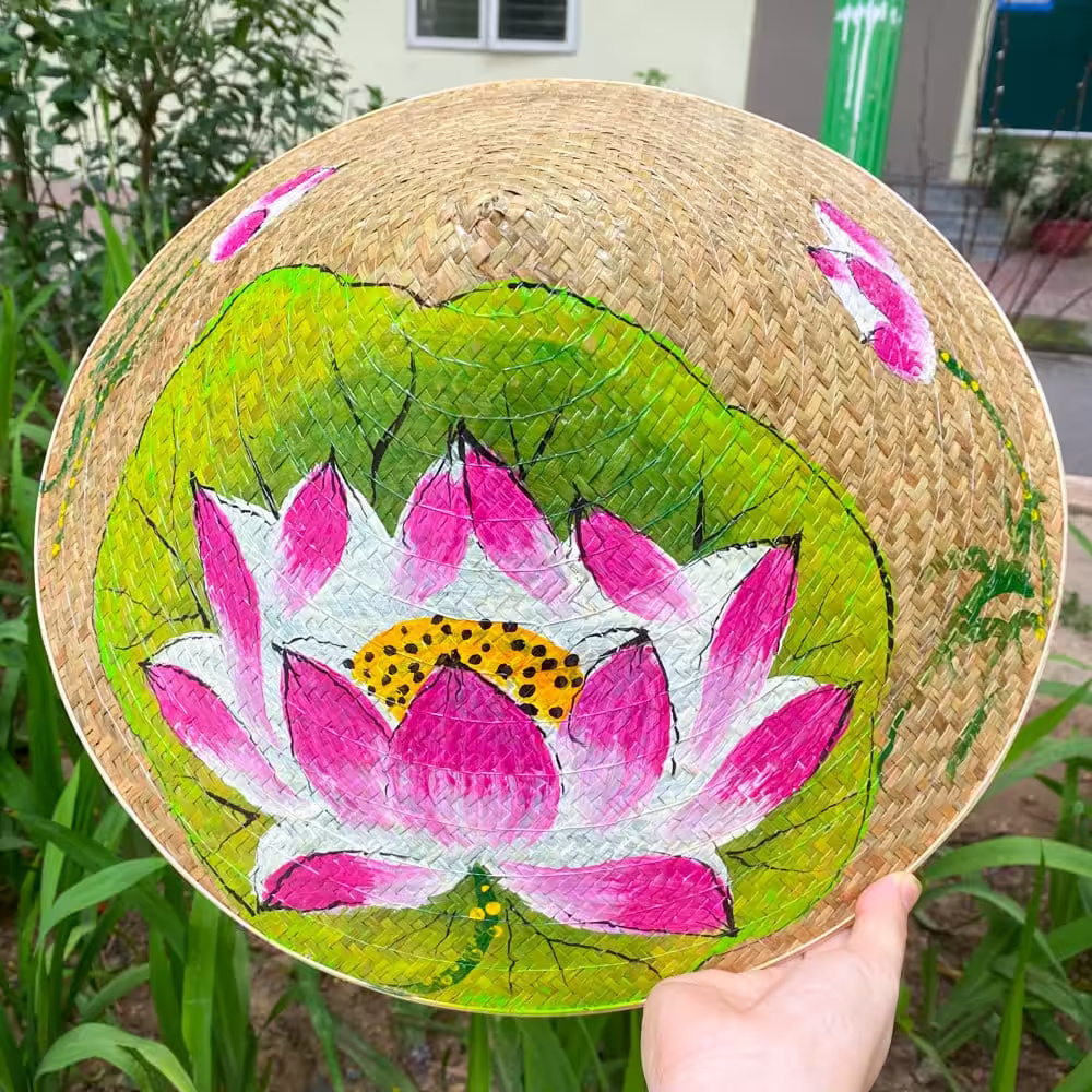 Nón cỏ bàng họa tiết sen hồng – Mẫu 01 - Ảnh 4