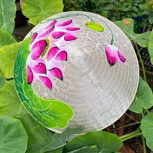 Nón lụa trắng họa tiết sen hồng – Mẫu 01