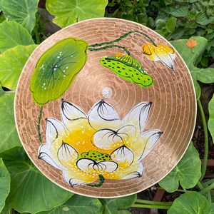 Nón lụa đồng họa tiết sen vàng